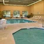 Spark By Hilton Walker Grand Rapids North 