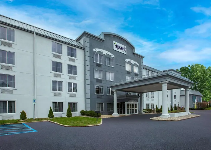 Spark By Hilton Walker Grand Rapids North