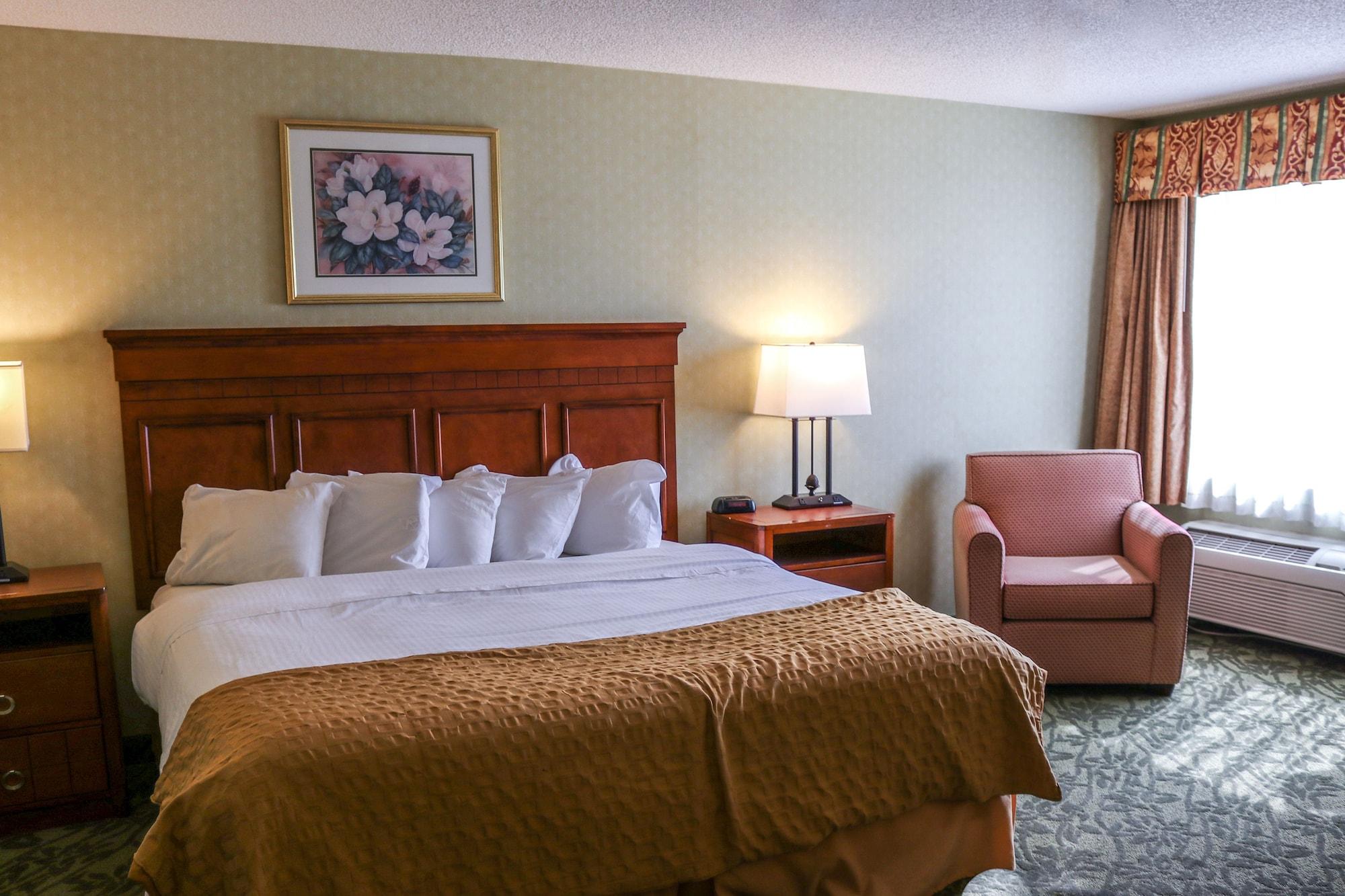 Spark By Hilton Grand Rapids North Hotel Walker