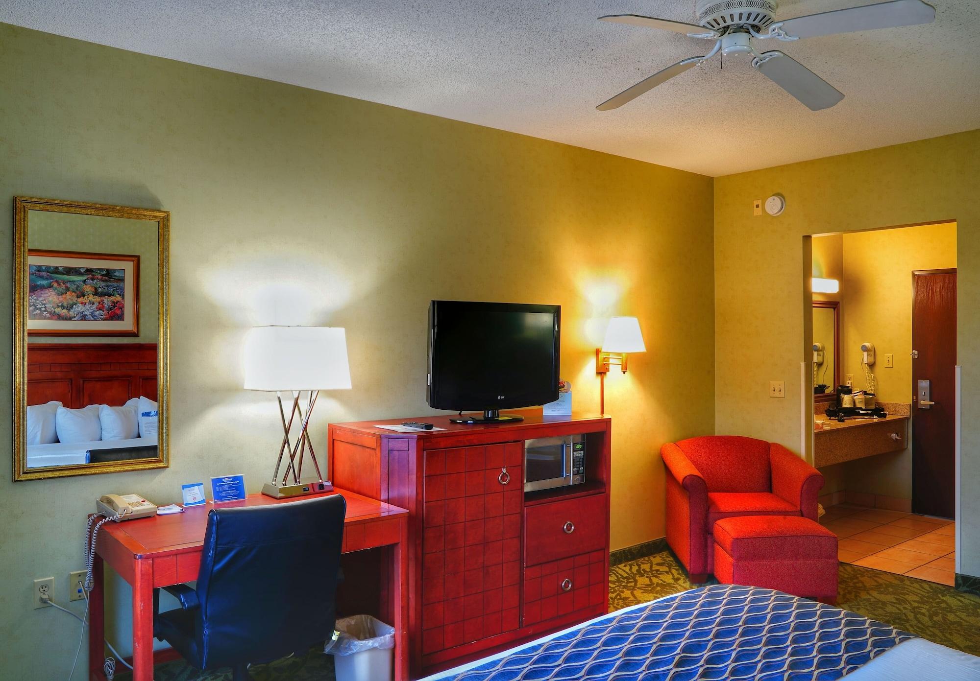 Spark By Hilton Grand Rapids North Hotel Walker
