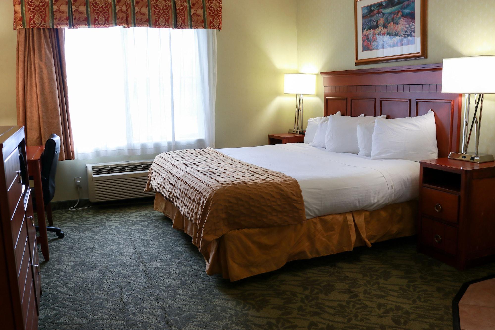 Spark By Hilton Grand Rapids North Hotel Walker