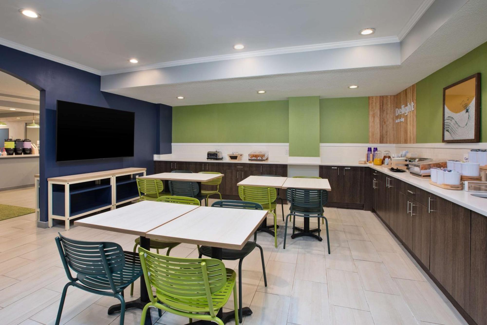 Hotel Spark By Hilton Grand Rapids North Walker