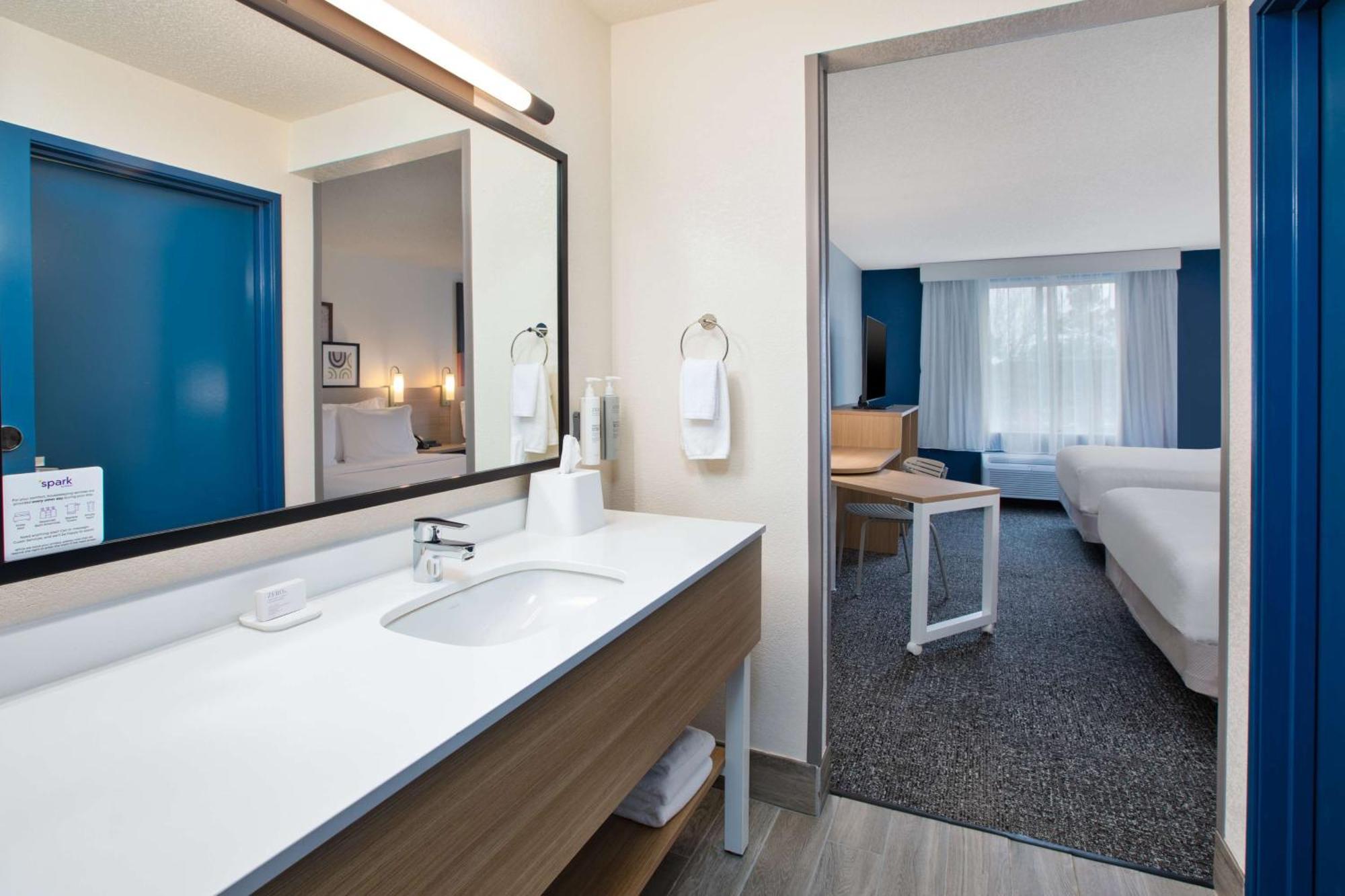 Spark By Hilton Grand Rapids North