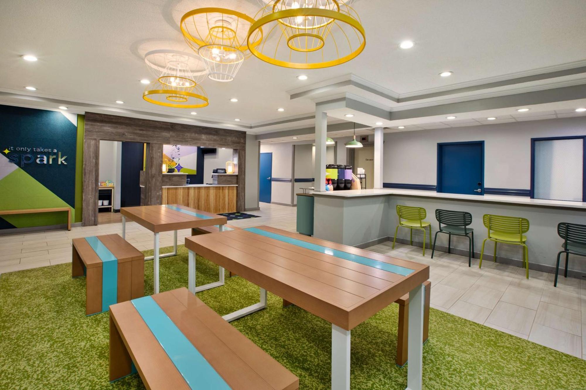 Hotel Spark By Hilton Grand Rapids North Walker